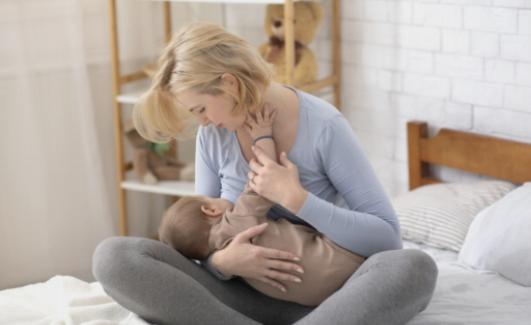 Преодоление проблем при грудном вскармливании: руководство для новых родителей