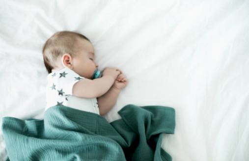 Овладение искусством тренировки сна с подходом родительской привязанности