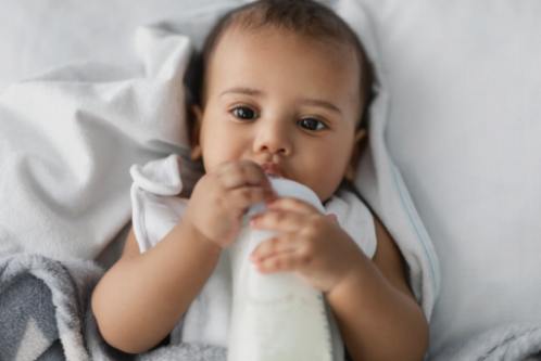 От новорожденного до малыша: эволюция сна и как с ней справиться